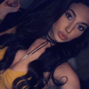 Meet your Posher, Devin